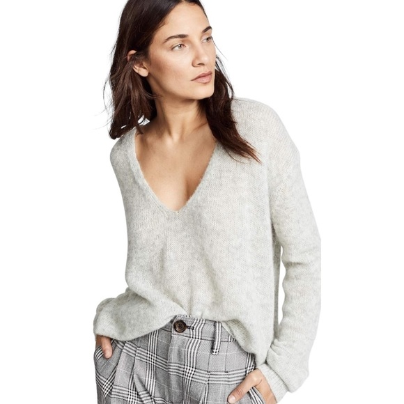 Free People Gray & White Gossamer Alpaca Oversized V-Neck Sweater - S + - Picture 2 of 15